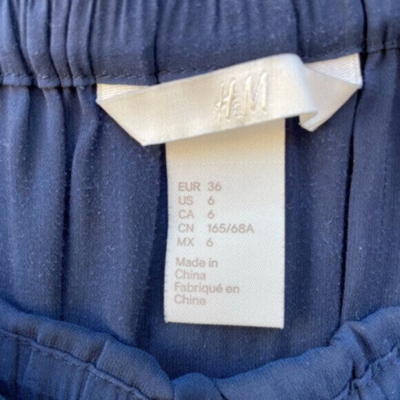 H&M Midnight Blue Long Flowy Midi Skirt Size 6 - Picture 4 of 5